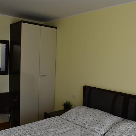 Apartment Vikroria - Halkova 5 Prague Ngoại thất bức ảnh