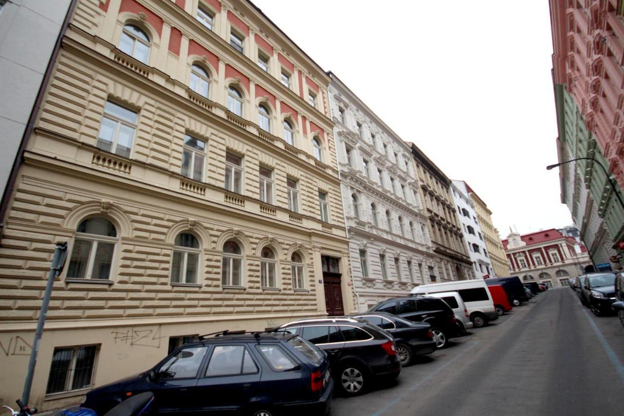 Apartment Vikroria - Halkova 5 Prague Ngoại thất bức ảnh