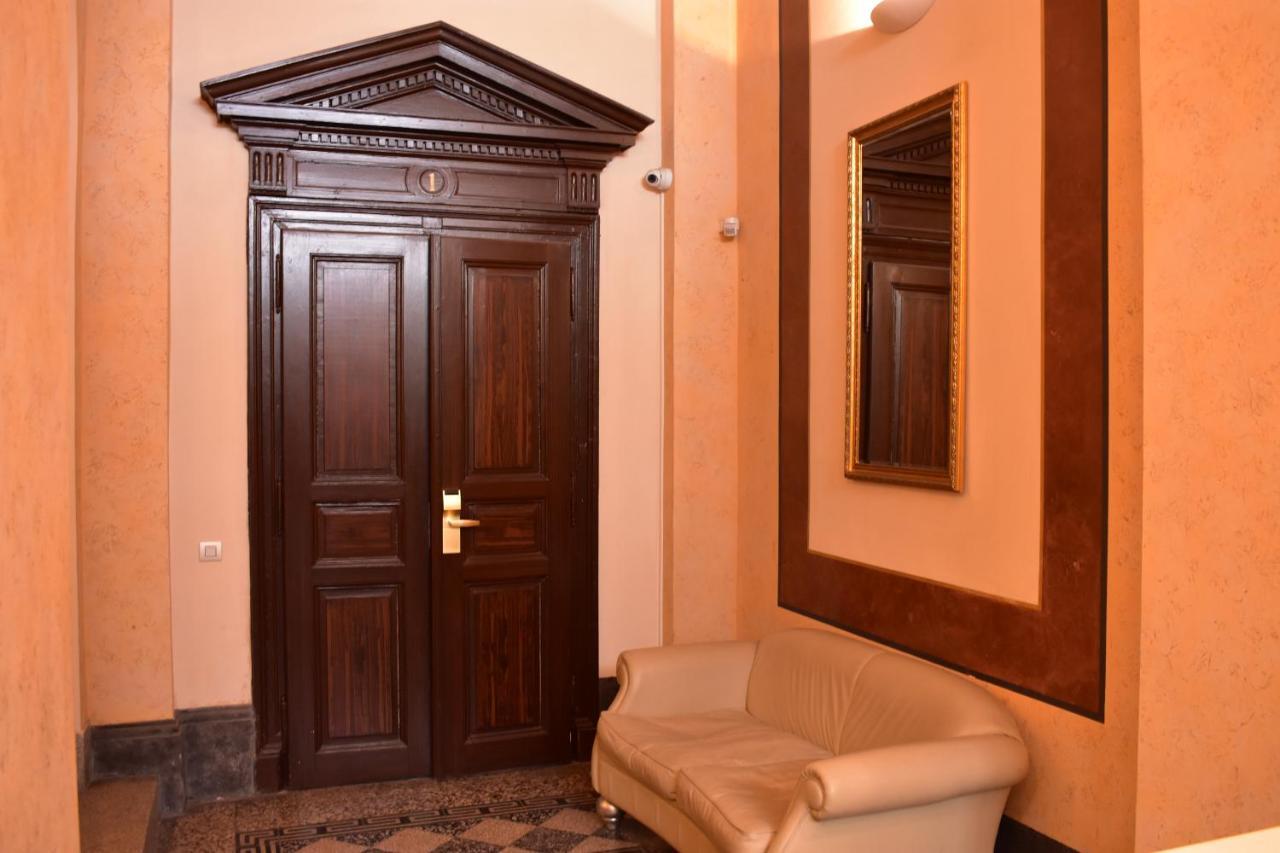 Apartment Vikroria - Halkova 5 Prague Ngoại thất bức ảnh